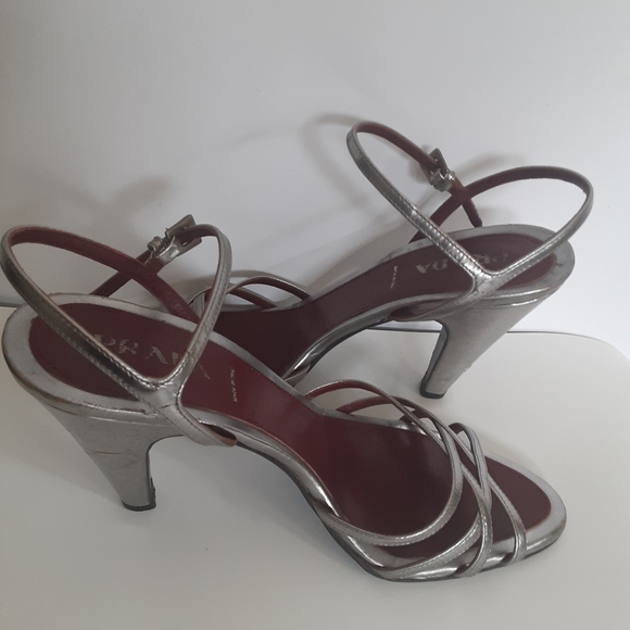 Prada heels metallic shoes sz 40 - Picture 11 of 12